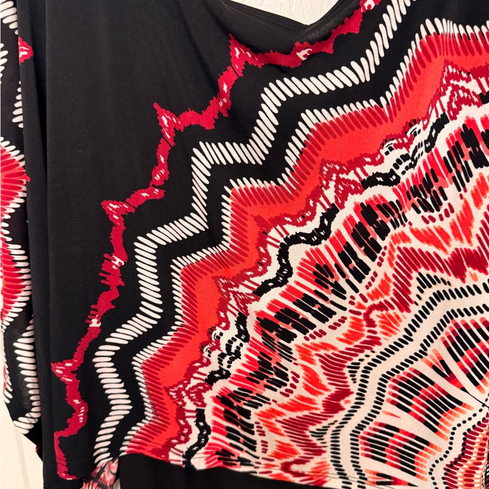 Roz & Ali Black and Red Asymmetrical Dress - Picture 4 of 6